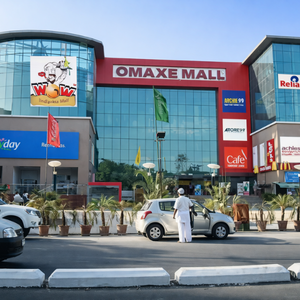 About omaxe mall